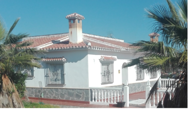 Main3 385x258 - Detached villa in Cañejo (Benajarafe)