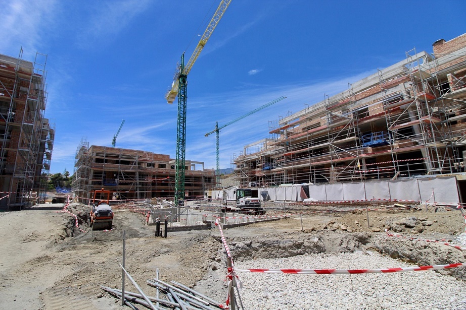 construcción1 - Marbella – Complejo residencial, 285 apartamentos