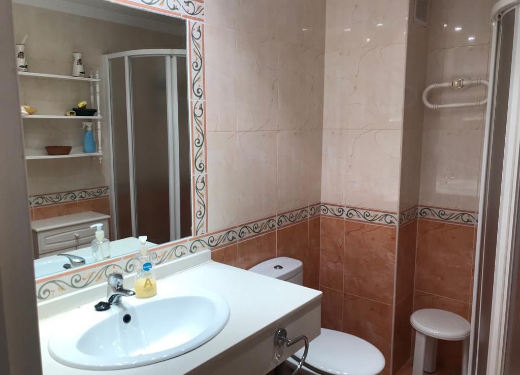 Bathroom 1 1 1024x738 - City center (Mercadillo), Torre del Mar