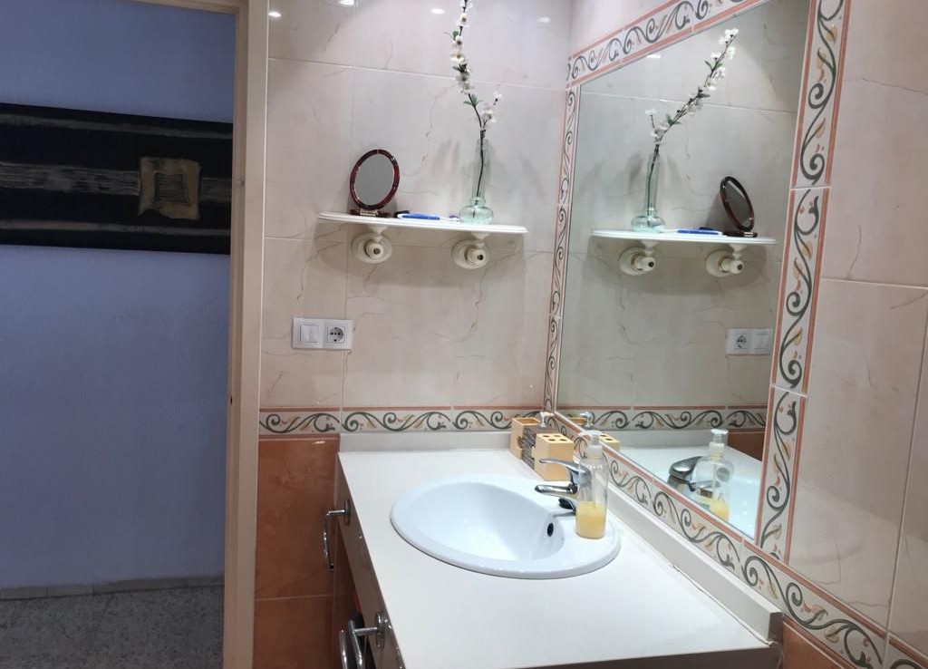 Bathroom 2 1024x738 - City center (Mercadillo), Torre del Mar