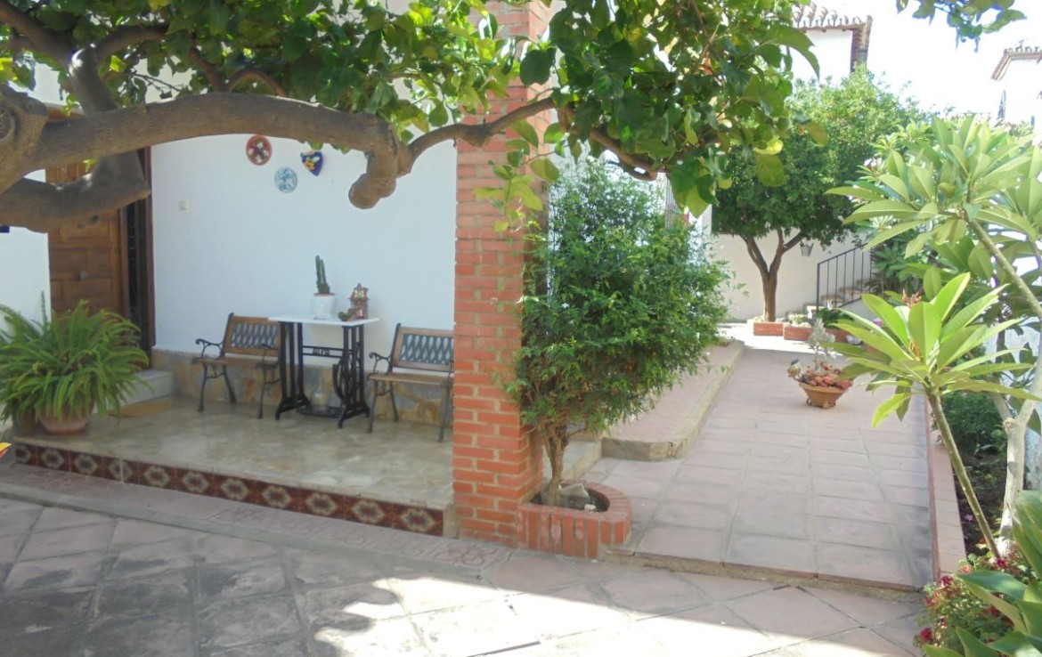 Garden 1170x738 - Villa in La Cala Del Moral - Rincon De la Victoria